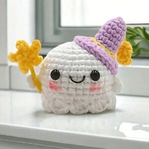 👻NEW Cute White & Purple Crocheted Ghost👻